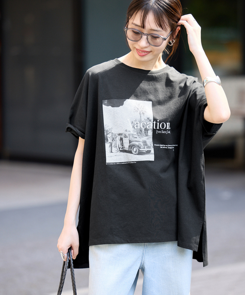 SLOBE IENA(スローブイエナ)の「LIFE フォトドルマンTシャツ(Tシャツ/カットソー・レディース・ホワイト/ブラック・FREE)」の1枚目の写真