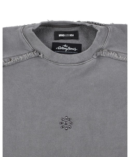 WIND AND SEA(ウィンダンシー)の「The Rolling Stones x WDS Studs&Rhine Stones Crewn(Tシャツ/カットソー・メンズ・チャコール/オフホワイト・MEDIUM/SMALL/LARGE)」の7枚目の写真