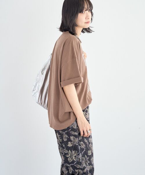 Green Parks(グリーンパークス)の「ピグメントロゴTシャツ(Tシャツ/カットソー・レディース・チャコールグレー/ブラウン/ホワイト系その他2・FREE)」の10枚目の写真