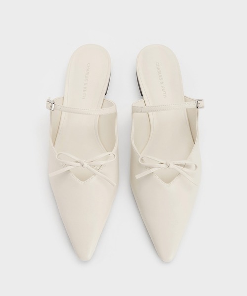 CHARLES & KEITH(チャールズ & キース)の「ボウ フラットシューズ(サンダル・レディース・オフホワイト/ブラック系その他2・22.5cm/23cm/23.5cm/24.5cm/25cm)」の8枚目の写真
