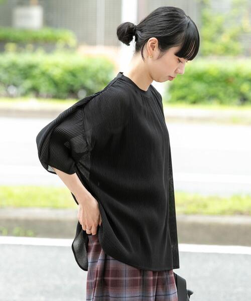 EKAL(エカル)の「シアープリーツハーフスリーブプルオーバー(その他トップス・レディース・レッド系その他/ブラック/ベージュ・ONE)」の8枚目の写真