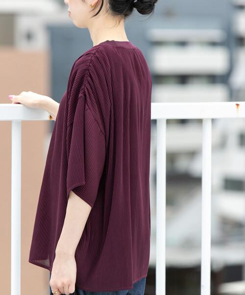EKAL(エカル)の「シアープリーツハーフスリーブプルオーバー(その他トップス・レディース・レッド系その他/ブラック/ベージュ・ONE)」の19枚目の写真
