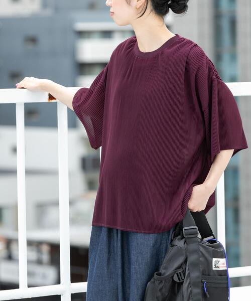 EKAL(エカル)の「シアープリーツハーフスリーブプルオーバー(その他トップス・レディース・レッド系その他/ブラック/ベージュ・ONE)」の18枚目の写真