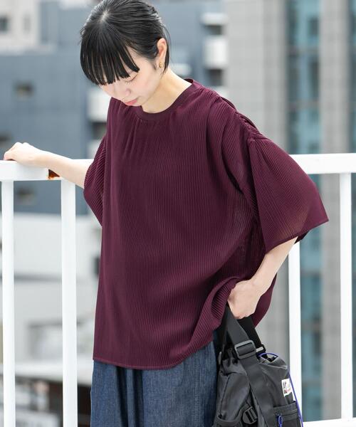 EKAL(エカル)の「シアープリーツハーフスリーブプルオーバー(その他トップス・レディース・レッド系その他/ブラック/ベージュ・ONE)」の16枚目の写真