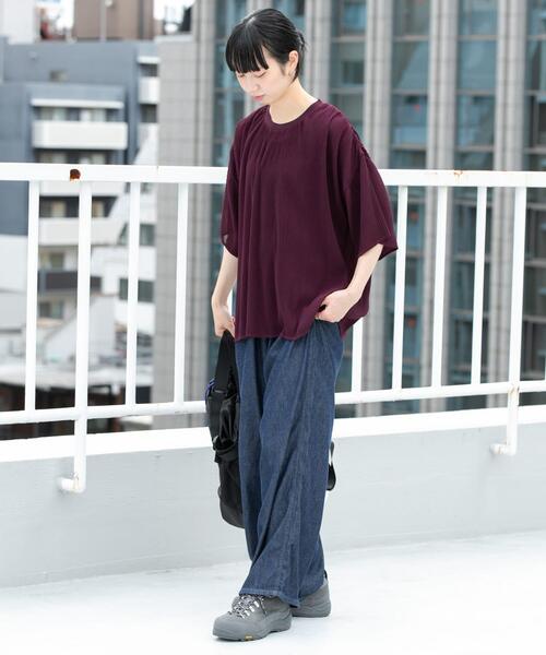 EKAL(エカル)の「シアープリーツハーフスリーブプルオーバー(その他トップス・レディース・レッド系その他/ブラック/ベージュ・ONE)」の14枚目の写真
