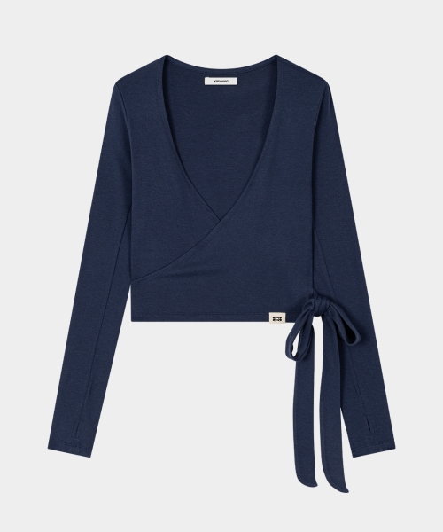 KISYNING(キシニング)の「Yoga Flow Wrap Cardigan (Navy)(Tシャツ/カットソー・レディース・その他・FREE)」の1枚目の写真