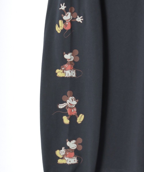 Disney(ディズニー)の「Disney/ディズニー ミッキーマウス オーバーサイズ ピグメント風 ヴィンテージ加工 ロゴ ワンポイント刺繍 袖プリント 長袖Tシャツ/ロンT/レディース メンズ(Tシャツ/カットソー・レディース・ブラック系その他2/ホワイト系その他/ブラック系その他/ベージュ系その他・M/L/LL)」の21枚目の写真
