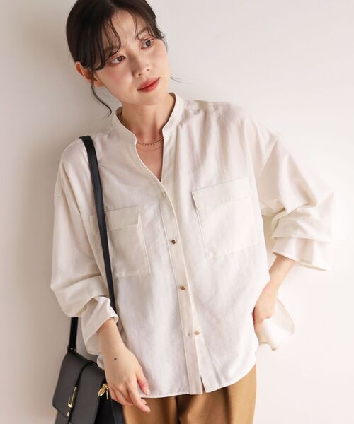 le.coeur blanc(ルクールブラン)の「フィブリルサテンキャンディースリーブブラウス(シャツ/ブラウス・レディース・オフホワイト/ブラウン/キャメル・38)」の19枚目の写真