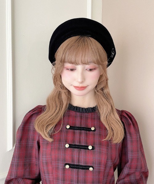 an another angelus(アンアナザーアンジェラス)の「ロゴ刺繍入り別珍ベレー帽/fint フィント(ハンチング/ベレー帽・レディース・ブラウン/ブラック・FREE)」の5枚目の写真