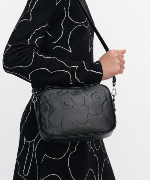 marimekko(マリメッコ)の「Gratha Unikko / Shoulder bag(ショルダーバッグ・レディース・ブラック・FREE)」の1枚目の写真