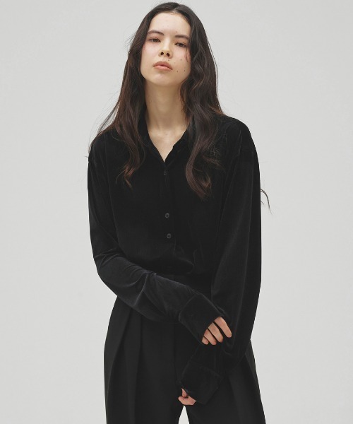 TODAYFUL(トゥデイフル)の「Roundhem Velour Shirts(シャツ/ブラウス・レディース・ブルー系その他/ブラック/キナリ・FREE)」の3枚目の写真