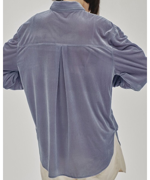 TODAYFUL(トゥデイフル)の「Roundhem Velour Shirts(シャツ/ブラウス・レディース・ブルー系その他/ブラック/キナリ・FREE)」の22枚目の写真