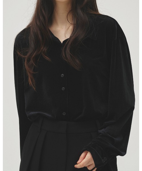 TODAYFUL(トゥデイフル)の「Roundhem Velour Shirts(シャツ/ブラウス・レディース・ブルー系その他/ブラック/キナリ・FREE)」の7枚目の写真