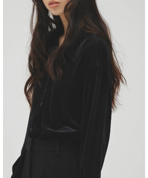 TODAYFUL(トゥデイフル)の「Roundhem Velour Shirts(シャツ/ブラウス・レディース・ブルー系その他/ブラック/キナリ・FREE)」の8枚目の写真