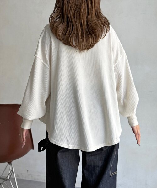 CPCM(シーピーシーエム)の「【WEB限定】ヘンリーネックフレアプルオーバー(Tシャツ/カットソー・レディース・アイボリー/ブラック/グレー/ブラウン・FREE)」の16枚目の写真