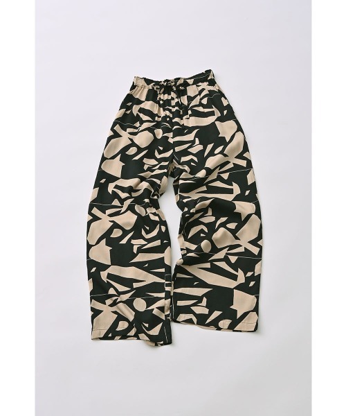 marjour(マージュール)の「ART PATTERN WIDE PANTS(その他パンツ・レディース・ブラック系/ブルー系・M)」の19枚目の写真