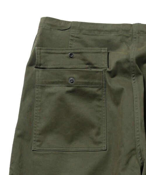 BEAMS(ビームス)の「ブラッシュド オーバー パンツ(その他パンツ・メンズ・ブラック/オリーブ・XL/L/M/S)」の15枚目の写真