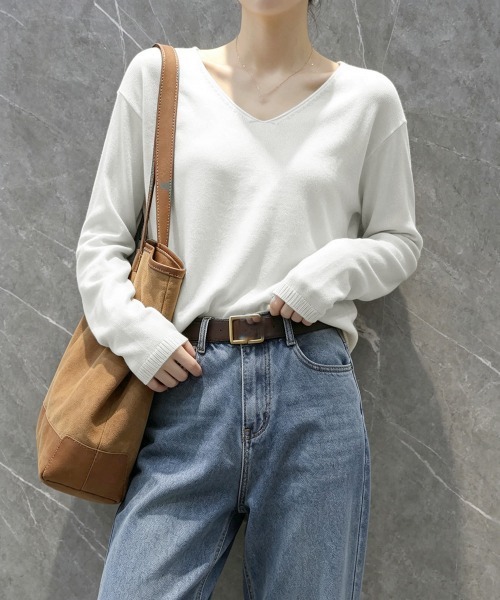 Miniministore(ミニミニストア)の「ニットTシャツ Vネック プルオーバー(Tシャツ/カットソー・レディース・ホワイト/ラベンダー/ブラック/ピンクベージュ・FREE)」の6枚目の写真