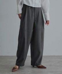 【W:Huku / ウールタッチツイル】切り替えレッグスラックスパンツ / Wool-Touch Twill Paneled Leg Slacks
