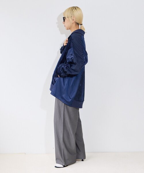 etsinta(エシンタ)の「【etsinta】ベロアトラックオーバージャケット(ブルゾン・レディース・ネイビー/ピンク・ONE SIZE)」の9枚目の写真