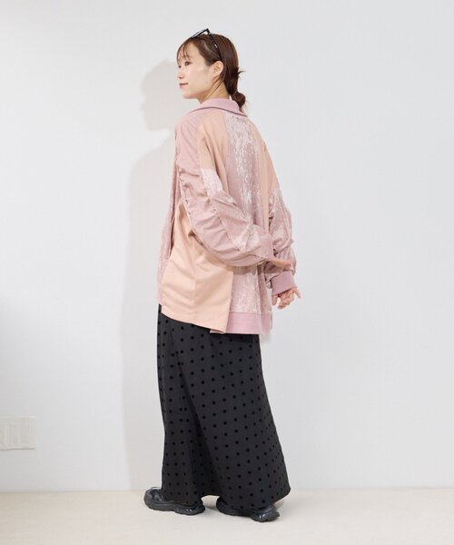 etsinta(エシンタ)の「【etsinta】ベロアトラックオーバージャケット(ブルゾン・レディース・ネイビー/ピンク・ONE SIZE)」の12枚目の写真