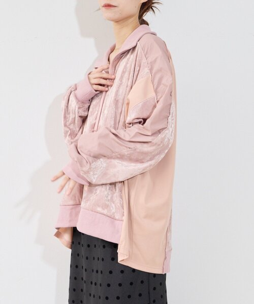etsinta(エシンタ)の「【etsinta】ベロアトラックオーバージャケット(ブルゾン・レディース・ネイビー/ピンク・ONE SIZE)」の19枚目の写真