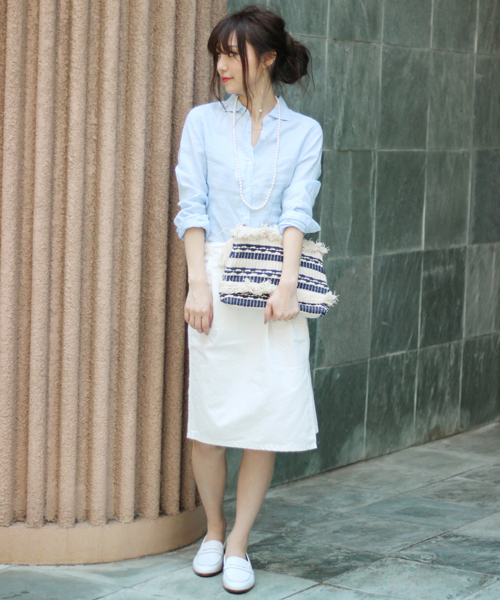 LIMITLESS LUXURY(リミットレスラグジュアリー)の「LINEN ワイドカラーシャツ◆(シャツ/ブラウス・レディース・サックスブルー/ネイビー/ホワイト/ピンク・FREE)」の15枚目の写真