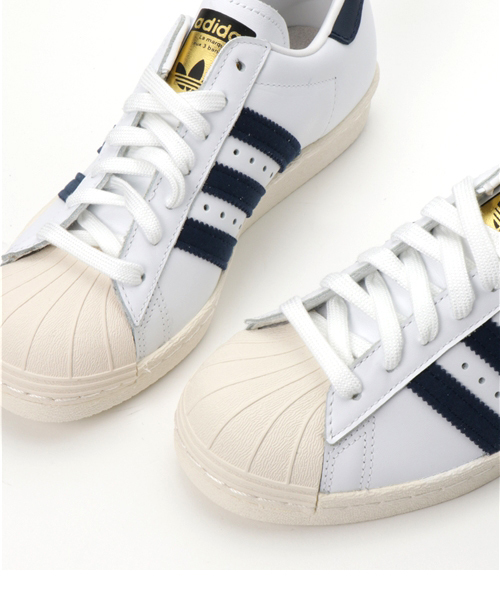 adidas（アディダス）の「オリジナルス スーパースター80s [SUPERSTAR 80S]（スニーカー・メンズ・ホワイト×ブルー・24.5cm/25.5cm/26.0cm/27.0cm/28.5cm/29.5cm/22.5cm/26.5cm/27.5cm/30.0cm/25.0cm/28.0cm/23.0cm/23.5cm/24.0cm/29.0cm）」の6枚目の写真