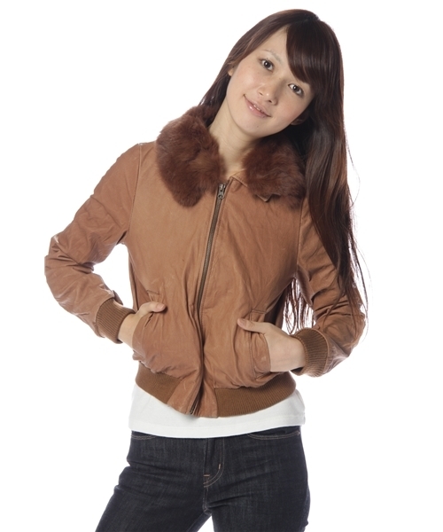 mystic（ミスティック）の「ファー衿レザーブルゾン（ブルゾン・レディース・ベージュ/ダークブラウン/キャメル/ブラック・ﾌﾘ-）」の4枚目の写真