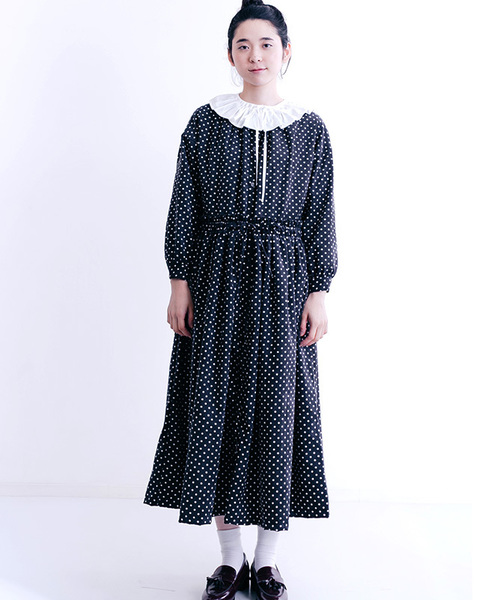 MERLOT（メルロー）の「ドット柄ウエストフリルワンピース7250（ワンピース・レディース・ブラック/ネイビー・FREE）」の14枚目の写真