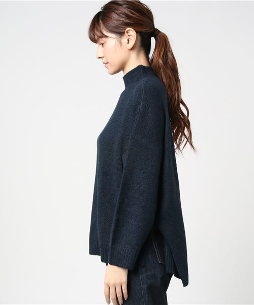 earth music&ecology（アースミュージックアンドエコロジー）の「・ハイネックドロップニットプルオーバー（ニット/セーター・レディース・ライトグレー/ネイビー/ピンク/アイボリー/キャメル/ブルーグリーン・FREE）」の9枚目の写真