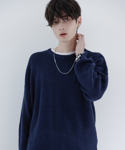 CavariA（キャバリア）の「『CavariA/キャバリア』ラーベン編みビッグシルエットクルーネック長袖ニットセーター（ニット/セーター・メンズ・ベージュ/サックスブルー/パープル/ピンク/テラコッタ/ホワイト/ブラック/グレー/ネイビー/インディゴブルー/イエロー/グリーン系その他/ブラウン/カーキ/グリーン・M/L）」の10枚目の写真