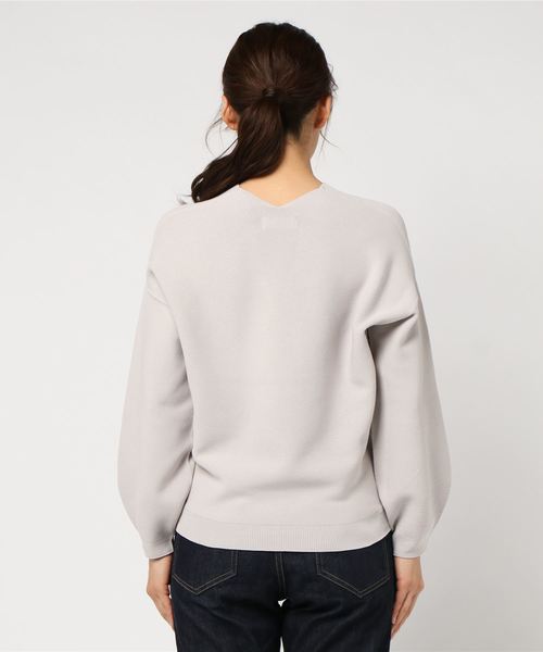 RIVE DROITE(リヴドロワ)の「バックボリュームニット(ニット/セーター・レディース・ライトグレー/レモンイエロー/ラベンダー/ベージュ/ホワイト・FREE)」の6枚目の写真