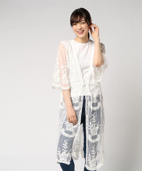 ANAP(アナップ)の「フラワー刺繍ガウンカーディガン(カーディガン/ボレロ・レディース・ブラック/ホワイト・FREE)」の7枚目の写真