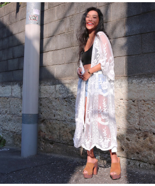 ANAP(アナップ)の「フラワー刺繍ガウンカーディガン(カーディガン/ボレロ・レディース・ブラック/ホワイト・FREE)」の10枚目の写真