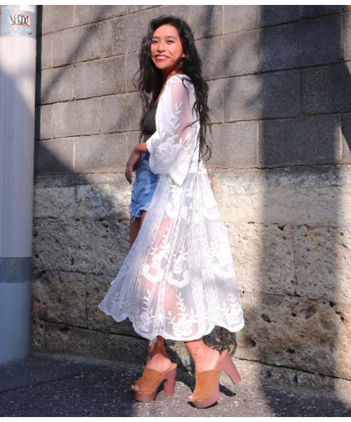 ANAP(アナップ)の「フラワー刺繍ガウンカーディガン(カーディガン/ボレロ・レディース・ブラック/ホワイト・FREE)」の17枚目の写真