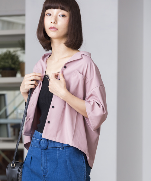 WEGO（ウィゴー）の「WEGO/オープンカラークロップドシャツ（シャツ/ブラウス・レディース・ブラック/ネイビー/ダークベージュ/ダークオレンジ/ピンク・FREE）」の4枚目の写真