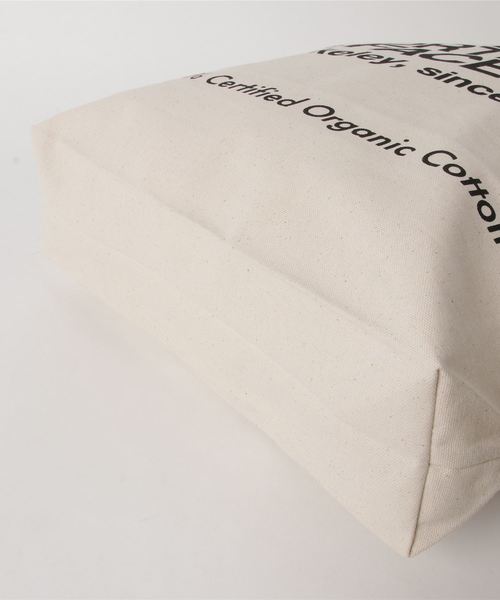 THE NORTH FACE（ザノースフェイス）の「ザ・ノース・フェイス トートバッグ /  TNFオーガニックコットントート（トートバッグ・メンズ・グリーン/ブラック/ブルー/レッド/ホワイト/グレー・ONE SIZE）」の7枚目の写真