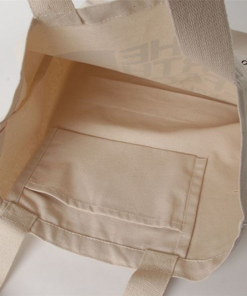 THE NORTH FACE（ザノースフェイス）の「ザ・ノース・フェイス トートバッグ /  TNFオーガニックコットントート（トートバッグ・メンズ・グリーン/ブラック/ブルー/レッド/ホワイト/グレー・ONE SIZE）」の8枚目の写真
