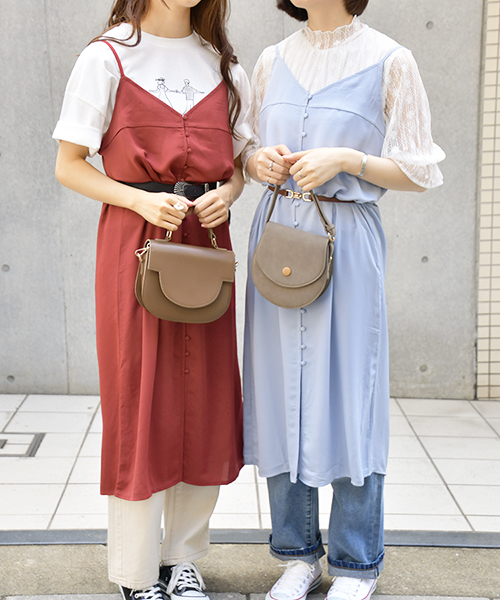 PairPair(ペアペア)の「無地&花柄アソート前釦キャミワンピース(ワンピース・レディース・ブラック/ベージュ/レッド/サックスブルー・FREE)」の8枚目の写真