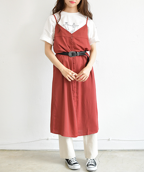 PairPair(ペアペア)の「無地&花柄アソート前釦キャミワンピース(ワンピース・レディース・ブラック/ベージュ/レッド/サックスブルー・FREE)」の18枚目の写真