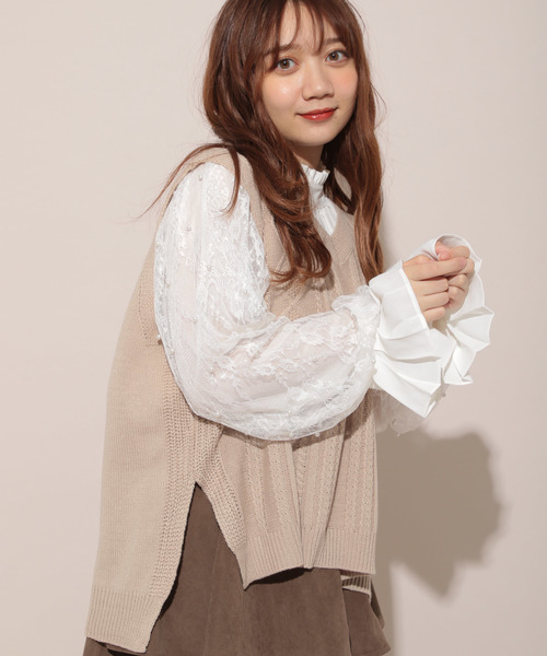 apres jour（アプレジュール）の「ケーブルニットベスト【ZOZOTOWN限定アイテム】（ニット/セーター・レディース・モカ/オレンジ系その他/カーキ/ライトベージュ/スモークピンク・フリー）」の2枚目の写真