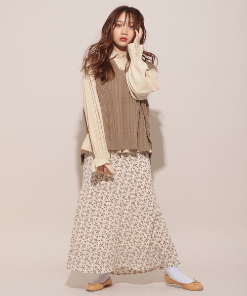 apres jour（アプレジュール）の「ケーブルニットベスト【ZOZOTOWN限定アイテム】（ニット/セーター・レディース・モカ/オレンジ系その他/カーキ/ライトベージュ/スモークピンク・フリー）」の10枚目の写真