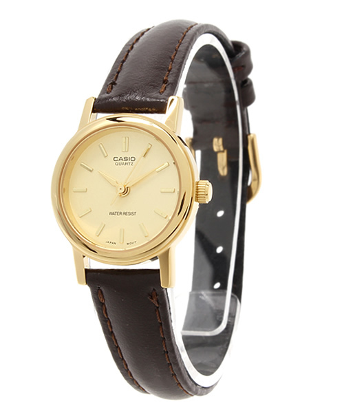 alcali(アルカリ)の「CASIO / 腕時計(アナログ腕時計・レディース・ホワイト/ゴールド/ブラック・FREE)」の1枚目の写真