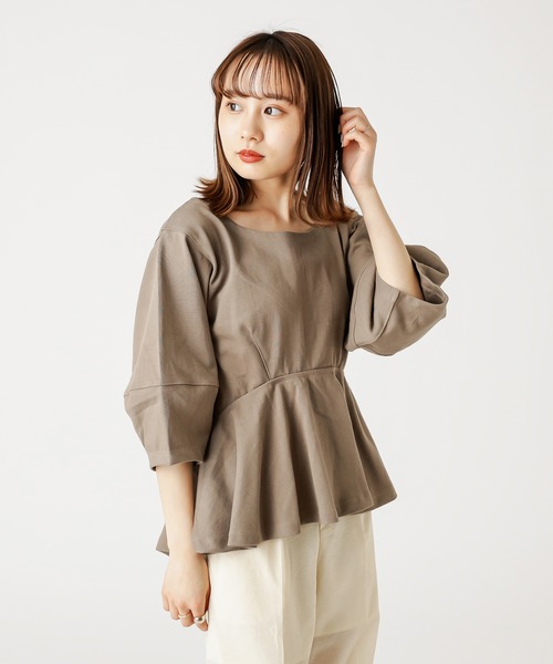 mystic(ミスティック)の「背中開きペプラムTシャツ(Tシャツ/カットソー・レディース・ブラック/ブラウン/オフホワイト・FREE)」の11枚目の写真