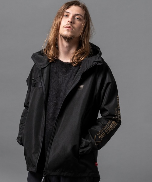 VIRGOWEARWORKSヴァルゴウェアワークスナイロンジャケットブラック黒 VIRGOwearworks（ヴァルゴウェアワークス）の「SOUVENIR COACH