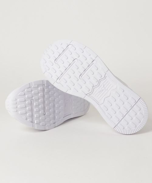 PUMA(プーマ)の「PUMA プーマ ユニセックス プーマ テイパー スニーカー(スニーカー・メンズ・ホワイト×ブラック/レッド/ブラック×グレー/ネイビー・22.5cm/23.0cm/27.0cm/22.0cm/24.5cm/23.5cm/26.5cm/27.5cm/26.0cm/25.5cm/24.0cm/25.0cm/28.5cm/28.0cm/29.0cm/30.0cm/29.5cm)」の5枚目の写真