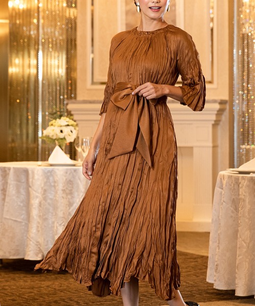 SweetMommy（スウィートマミー）の「シワ加工 サテンプリーツ