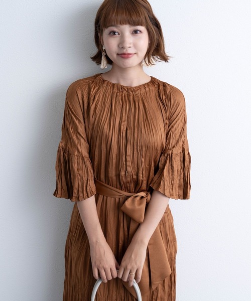SweetMommy（スウィートマミー）の「ランダムサテンプリーツ 5分袖ワンピース　[マタニティ 産前産後]（ドレス・レディース・モカ/ライトブルーグレー・FREE）」の17枚目の写真