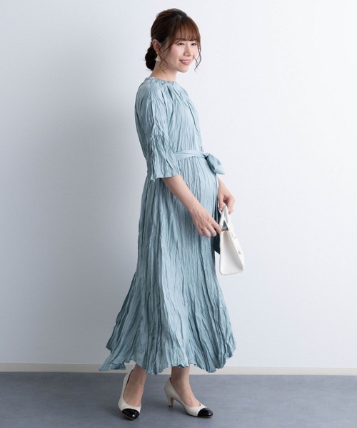 SweetMommy（スウィートマミー）の「ランダムサテンプリーツ 5分袖ワンピース　[マタニティ 産前産後]（ドレス・レディース・モカ/ライトブルーグレー・FREE）」の8枚目の写真